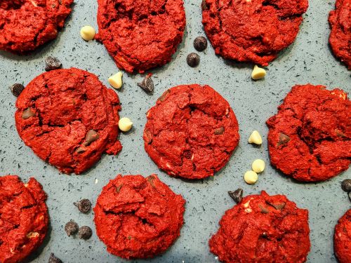 Cooling Red Velvet Cookies