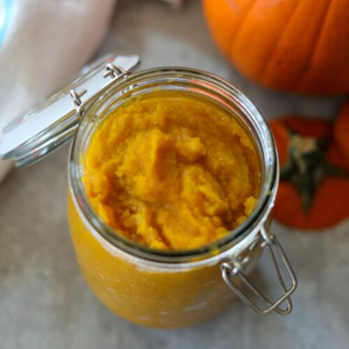 A jar of pumpkin puree