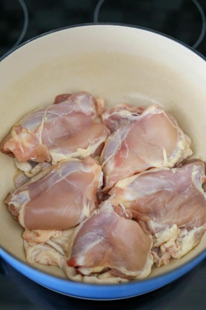 Cooking chicken thighs in a Dutch oven