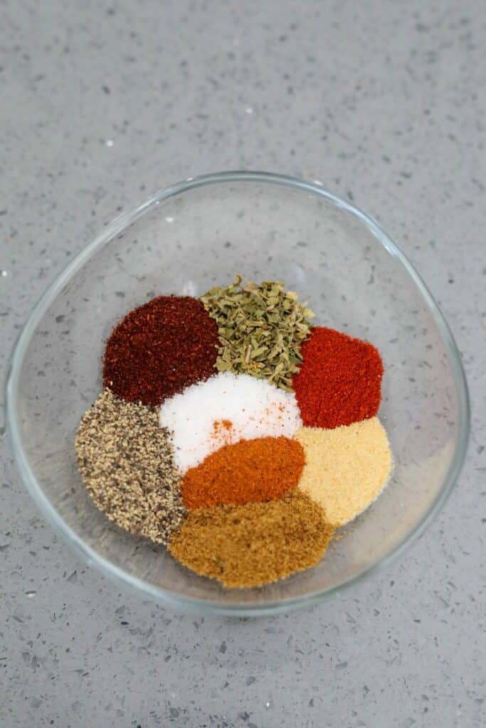 Spice blend in a glass bowl